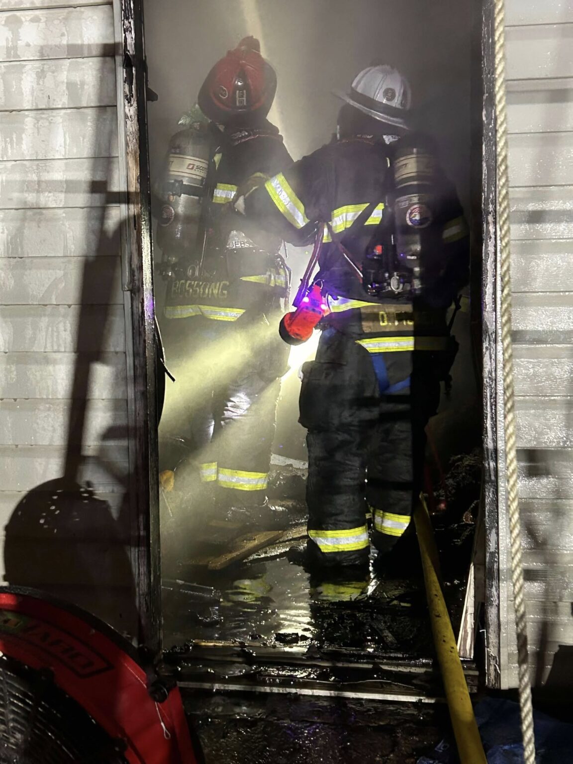 Crews Battle Fire In Ellwood City - 977 Rocks 97.7 FM - Butler PA